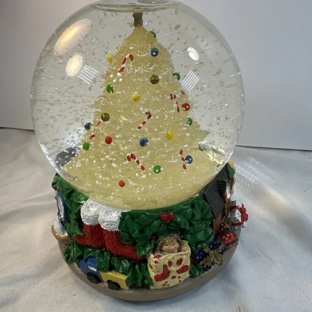 Vintage Decorating Christmas Tree LIghted Musical Water Large Snow Globe EVC
